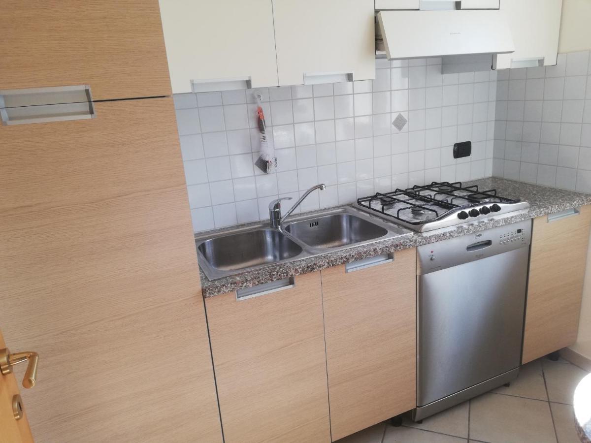 Ferienwohnung Gallo Mit Ueberdachter Terrasse Parkplatz 100 Mtr Z Strand Cannobio Kültér fotó