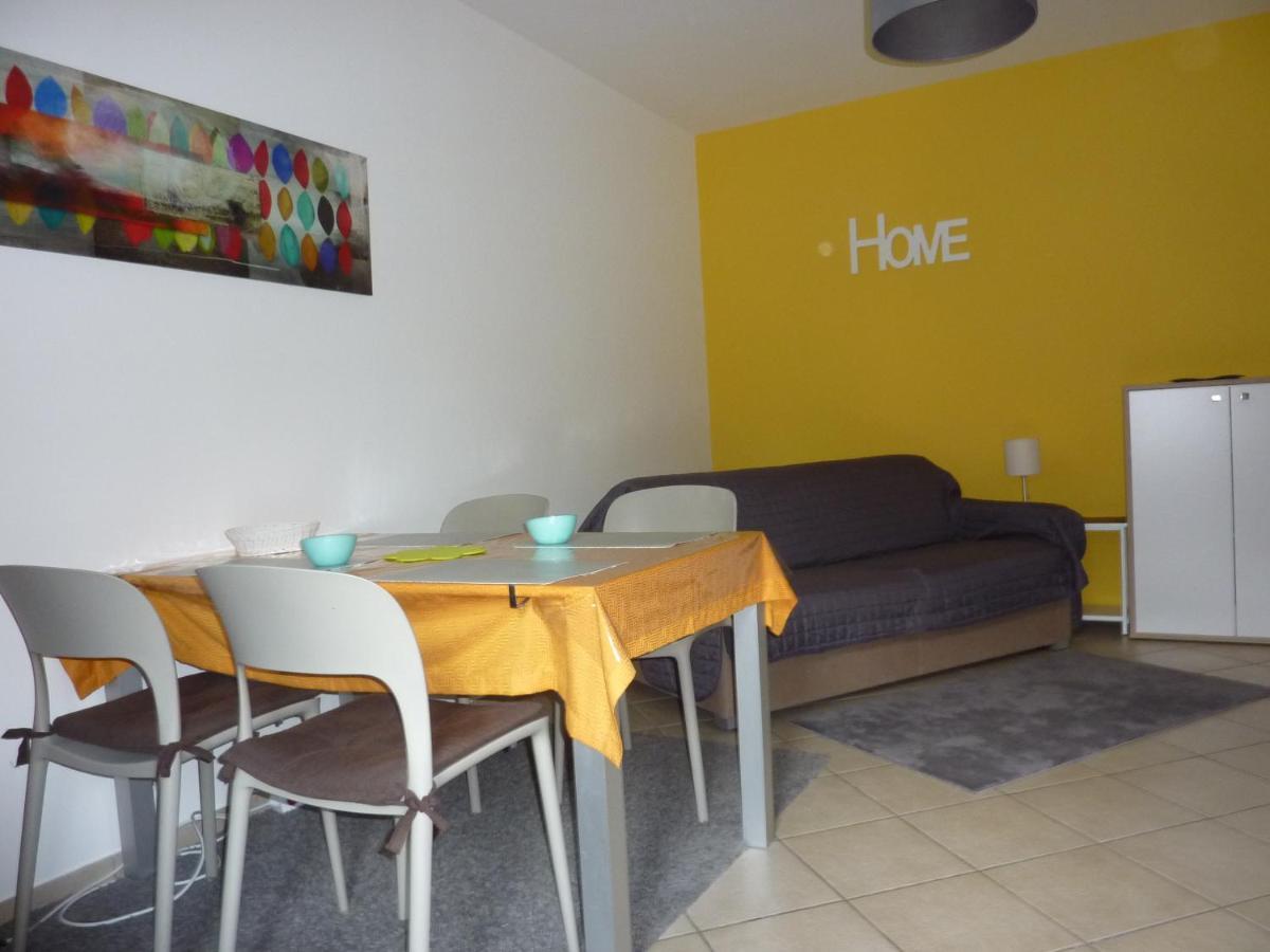 Ferienwohnung Gallo Mit Ueberdachter Terrasse Parkplatz 100 Mtr Z Strand Cannobio Kültér fotó